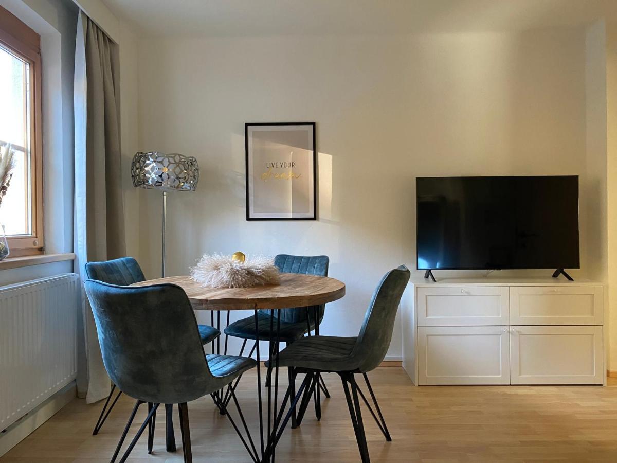 Gemuetliche Wohnung Mit Gartenblick İnnsbruck Dış mekan fotoğraf